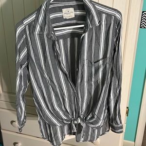 American eagle button up